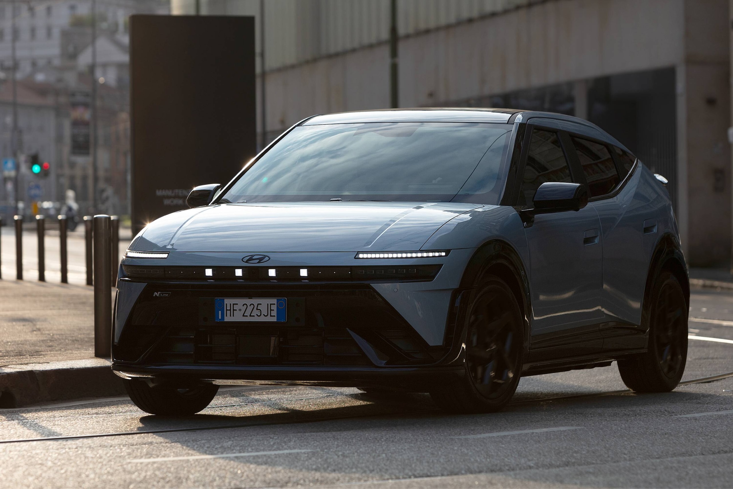 Hyundai IONIQ 3, una scossa di carattere