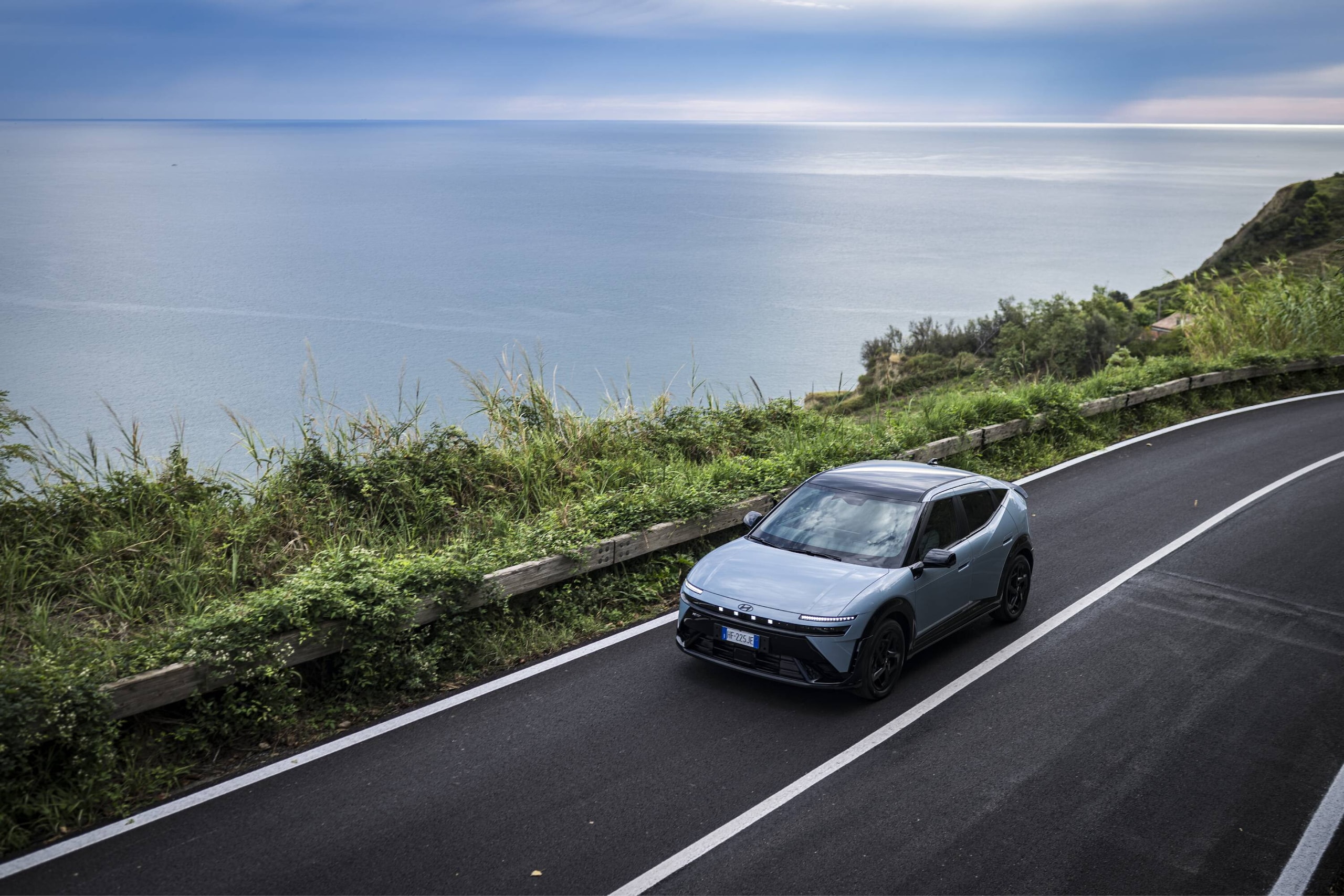 Hyundai IONIQ 3, una scossa di carattere
