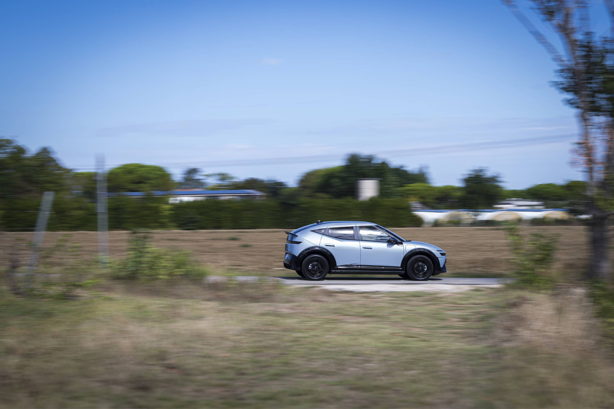 Hyundai IONIQ 3, una scossa di carattere