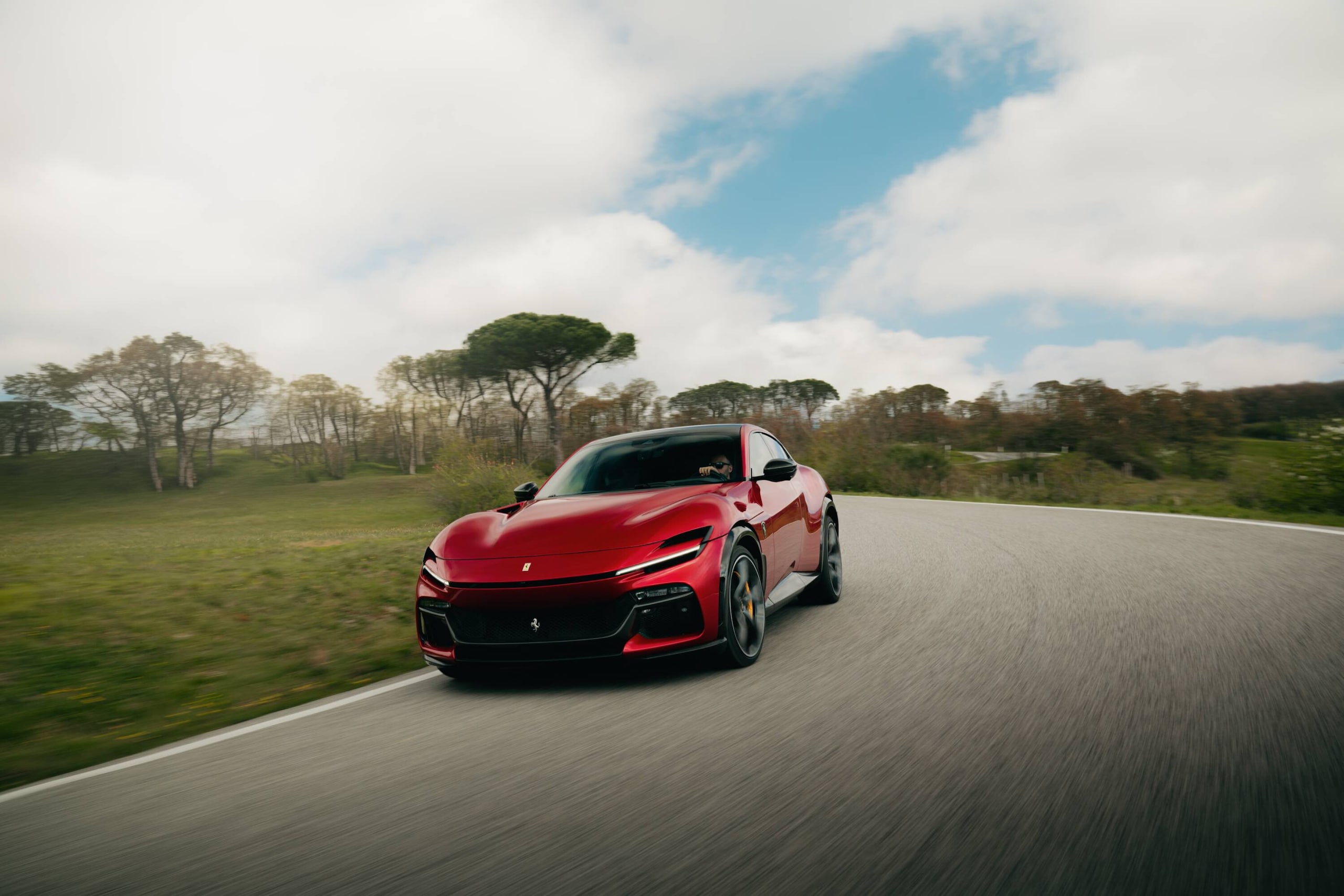 Ferrari Purosange HS, emozioni di razza in curva