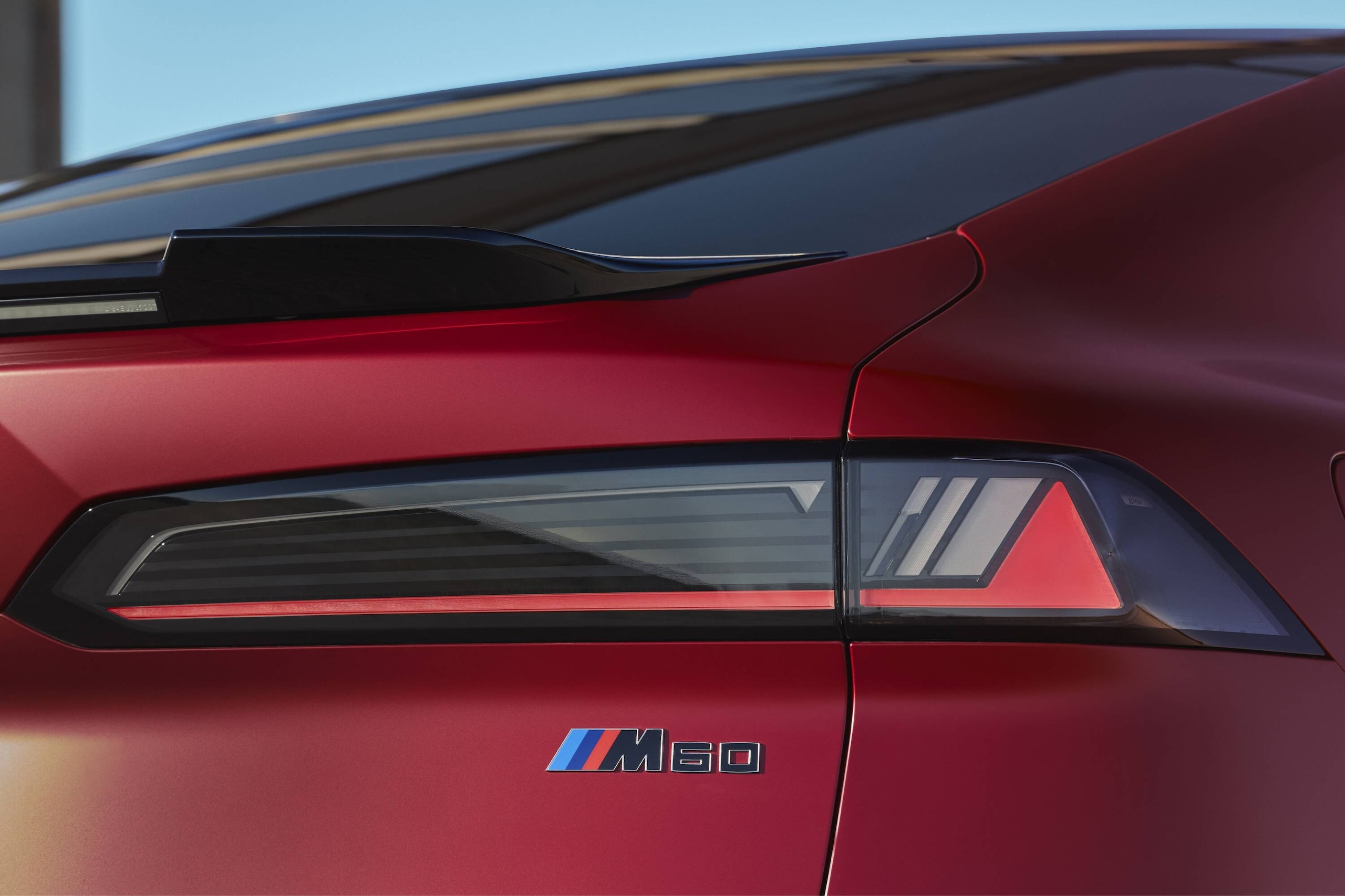 BMW iX4, Neue Klasse in stile Suv coupé
