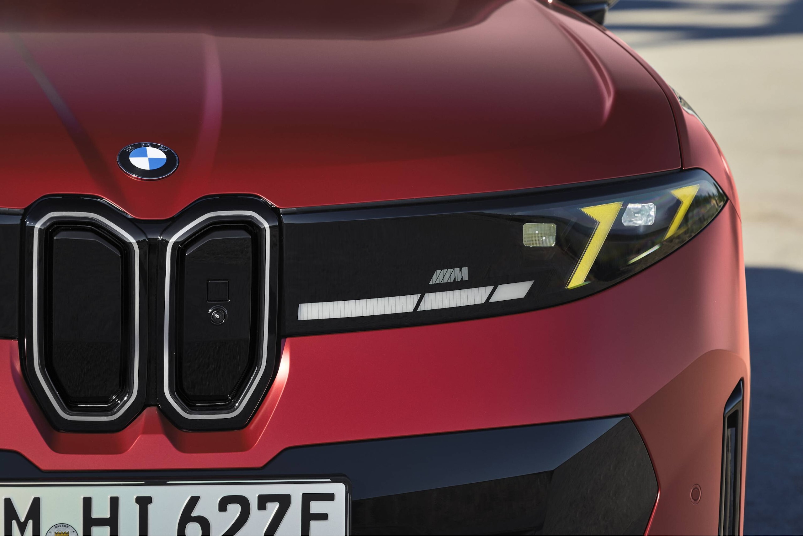 BMW iX4, Neue Klasse in stile Suv coupé