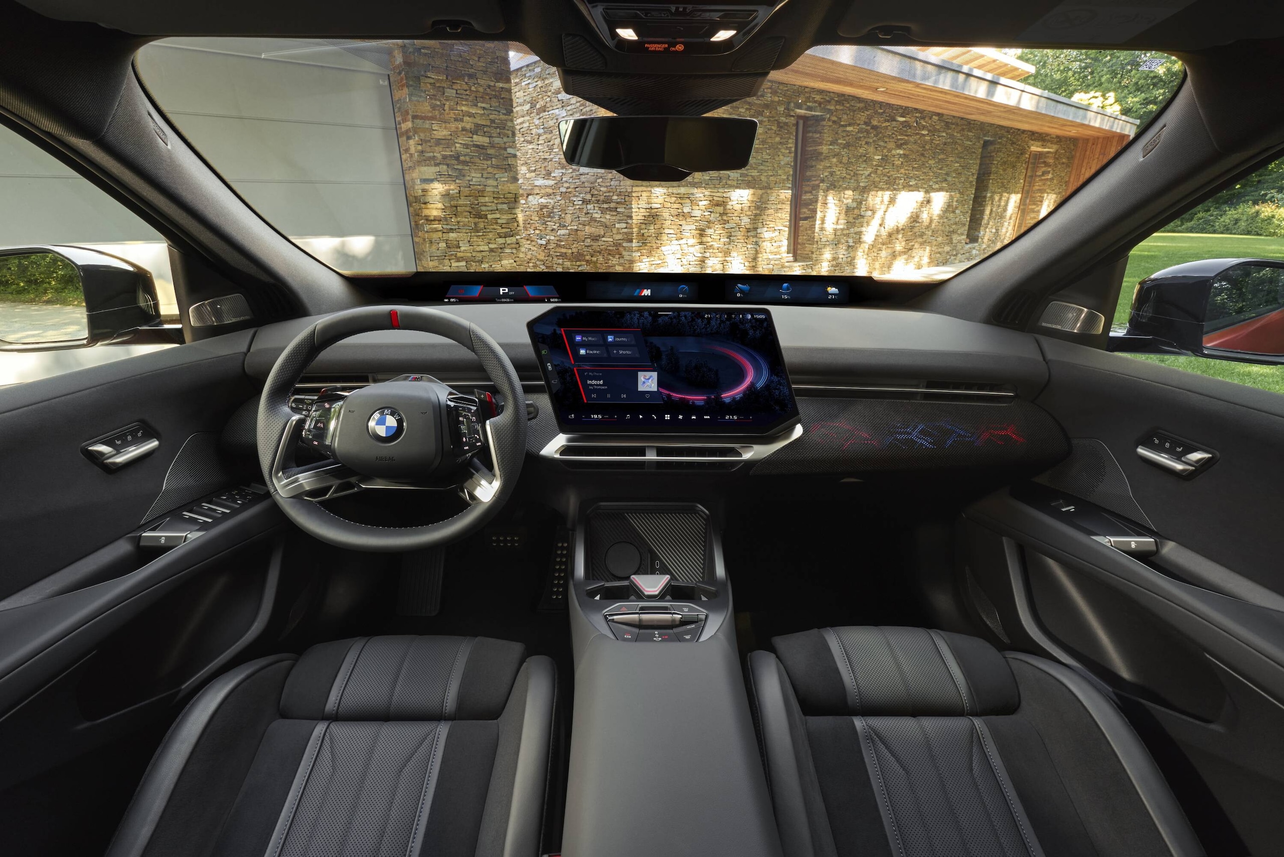 BMW iX4, Neue Klasse in stile Suv coupé