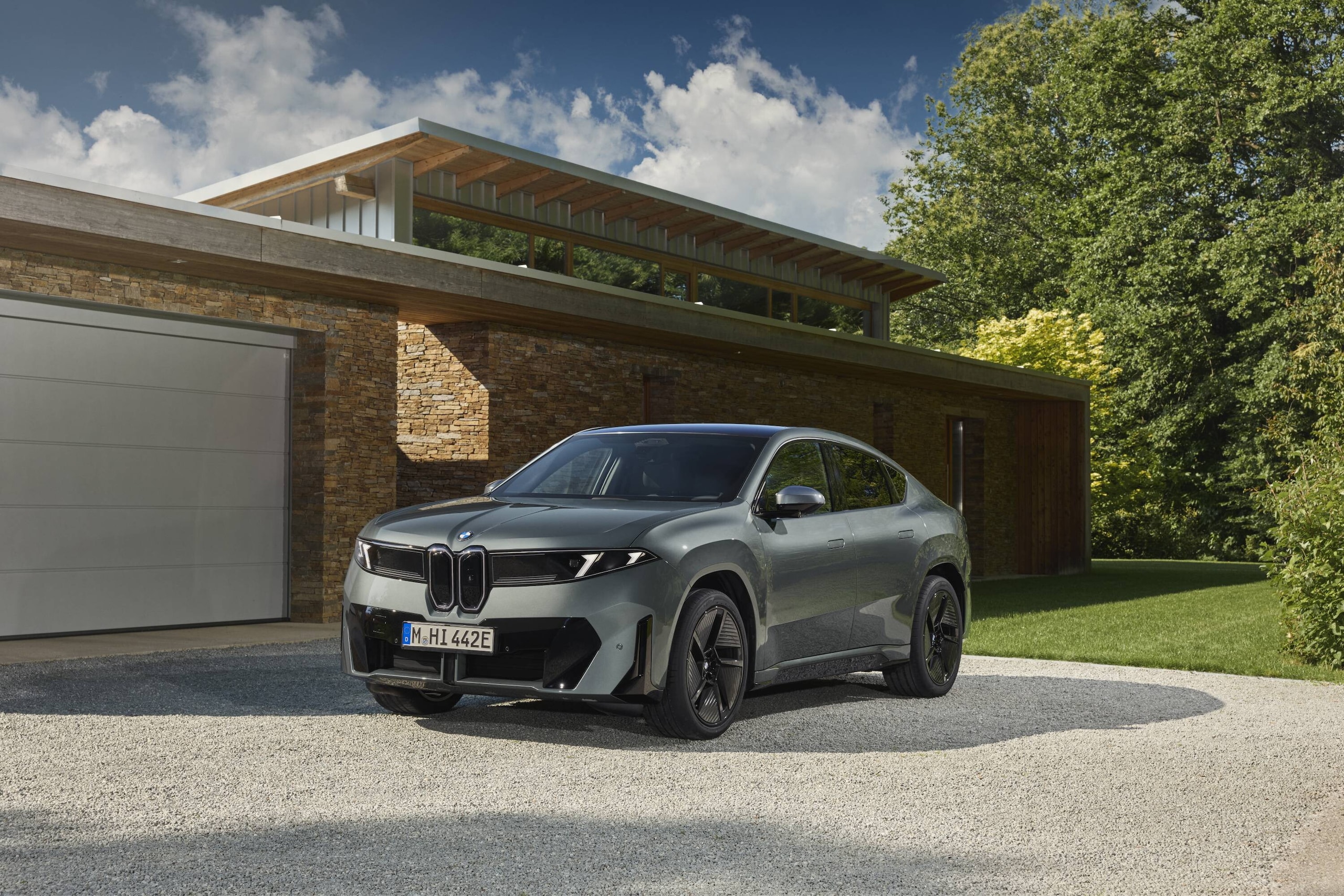 BMW iX4, Neue Klasse in stile Suv coupé