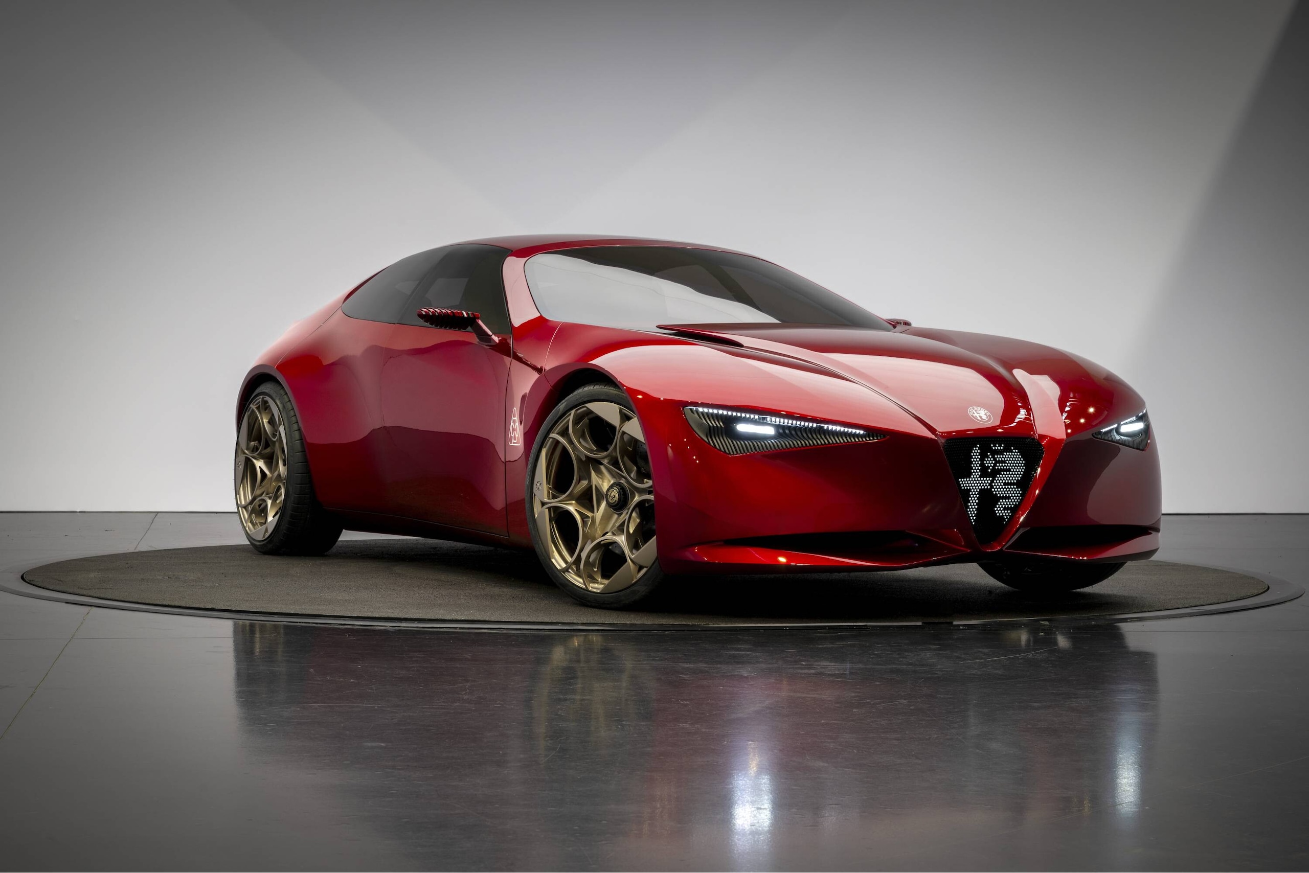 Alfa Romeo Cuorerosso, il Biscione mostra il futuro