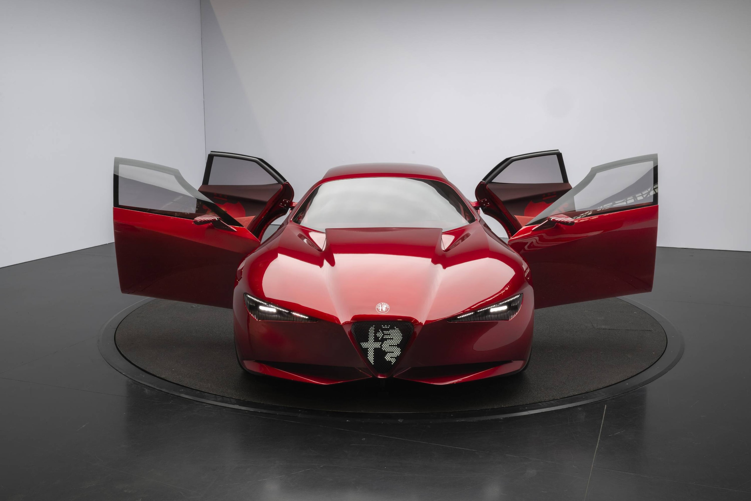 Alfa Romeo Cuorerosso, il Biscione mostra il futuro