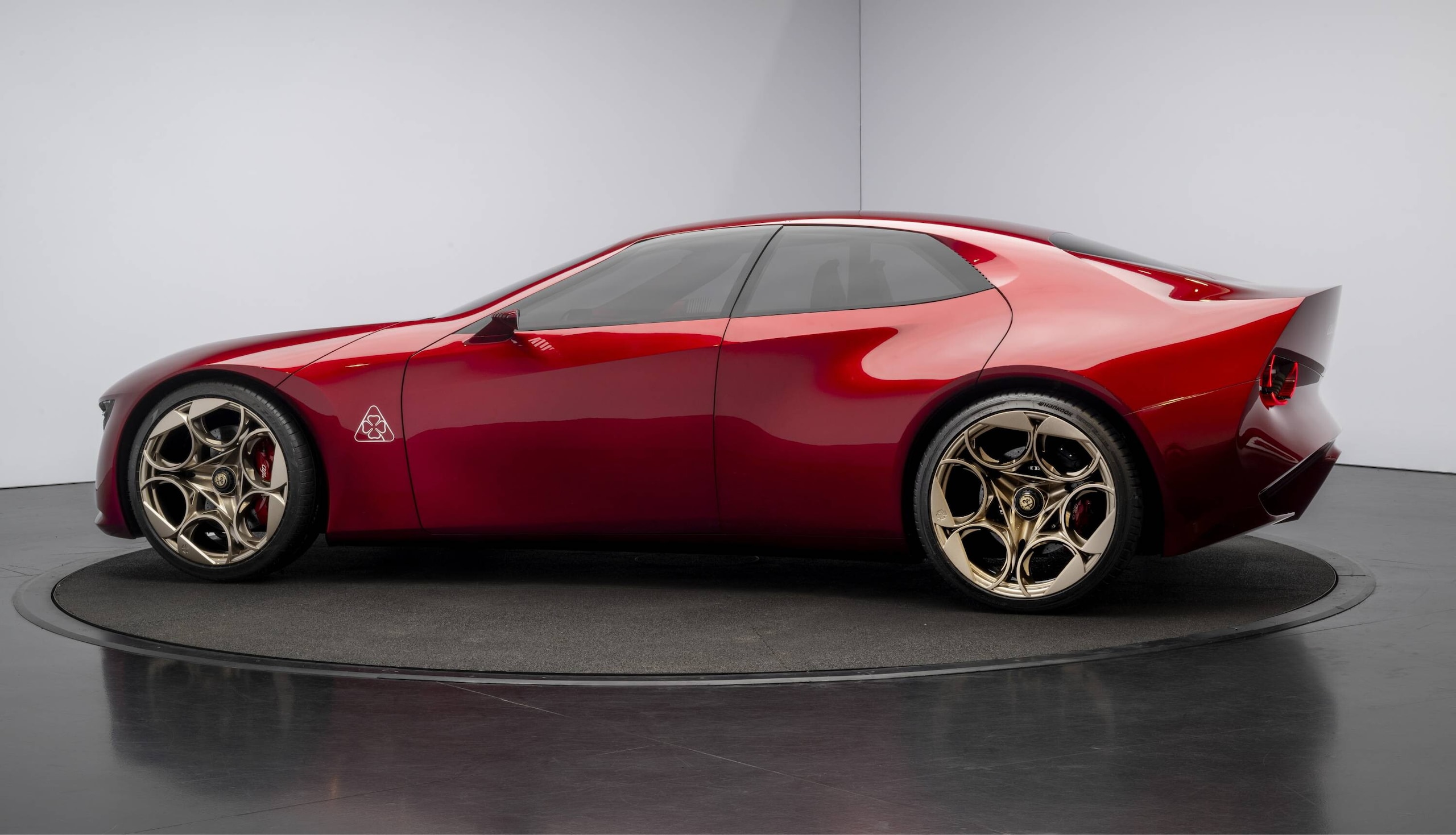 Alfa Romeo Cuorerosso, il Biscione mostra il futuro