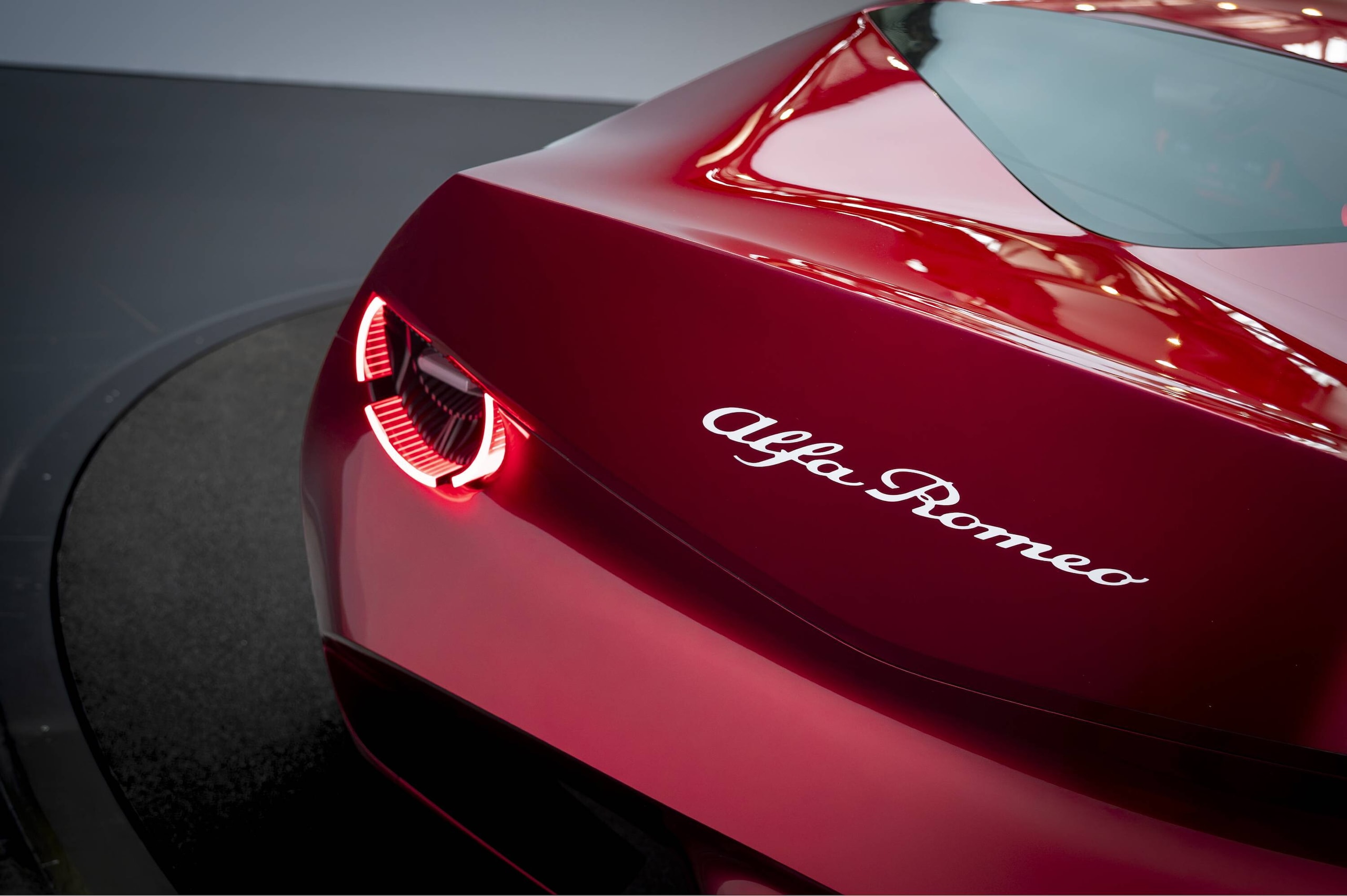 Alfa Romeo Cuorerosso, il Biscione mostra il futuro