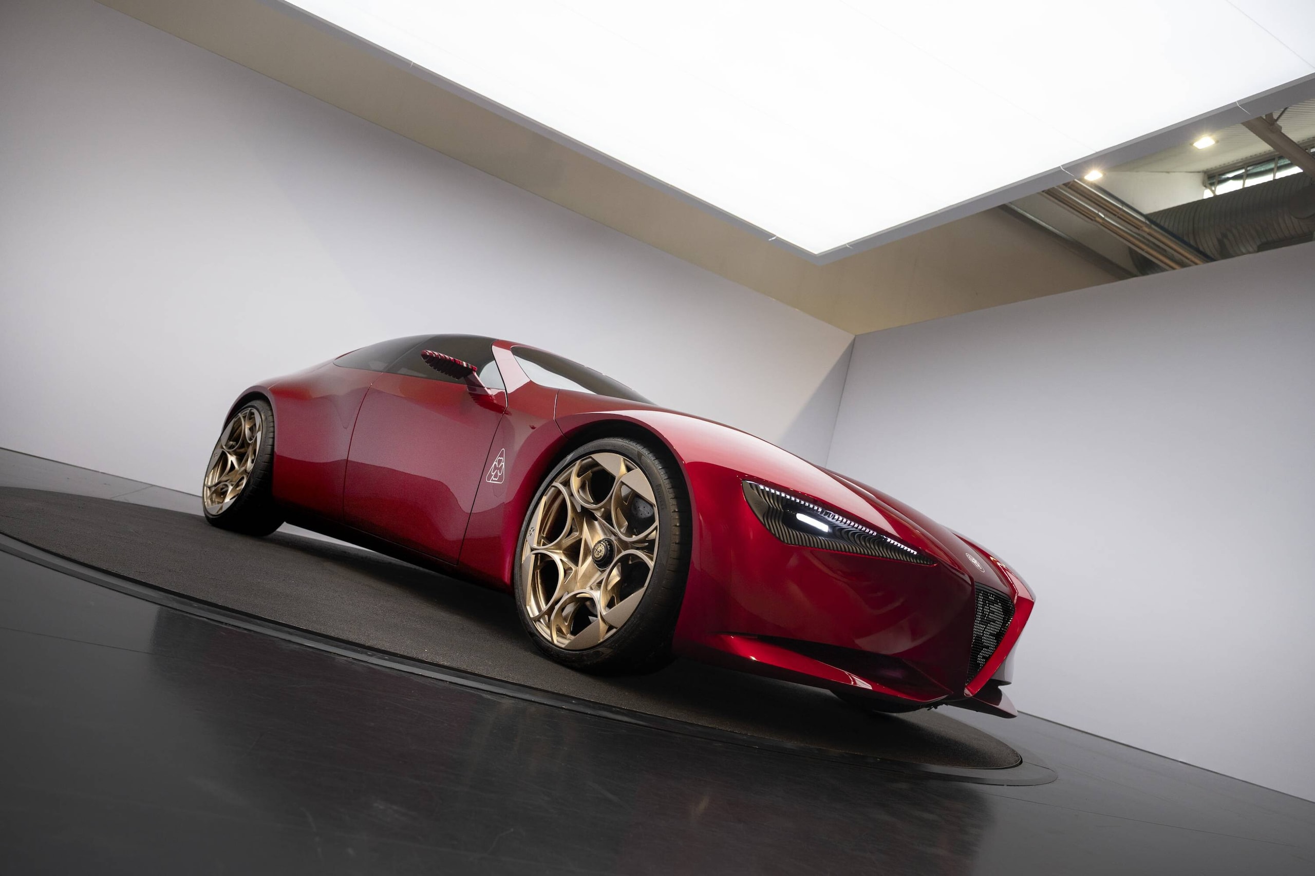 Alfa Romeo Cuorerosso, il Biscione mostra il futuro