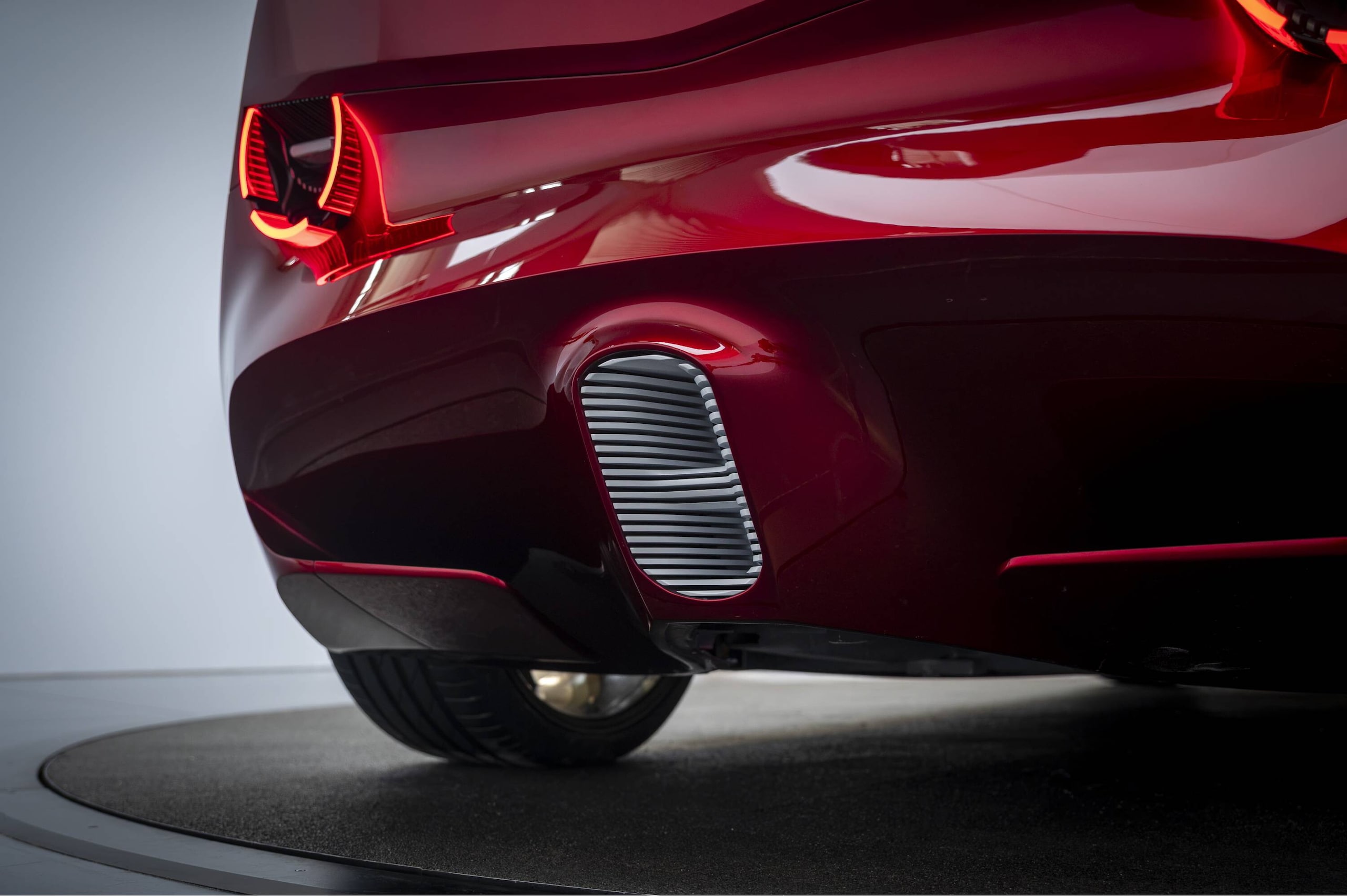 Alfa Romeo Cuorerosso, il Biscione mostra il futuro