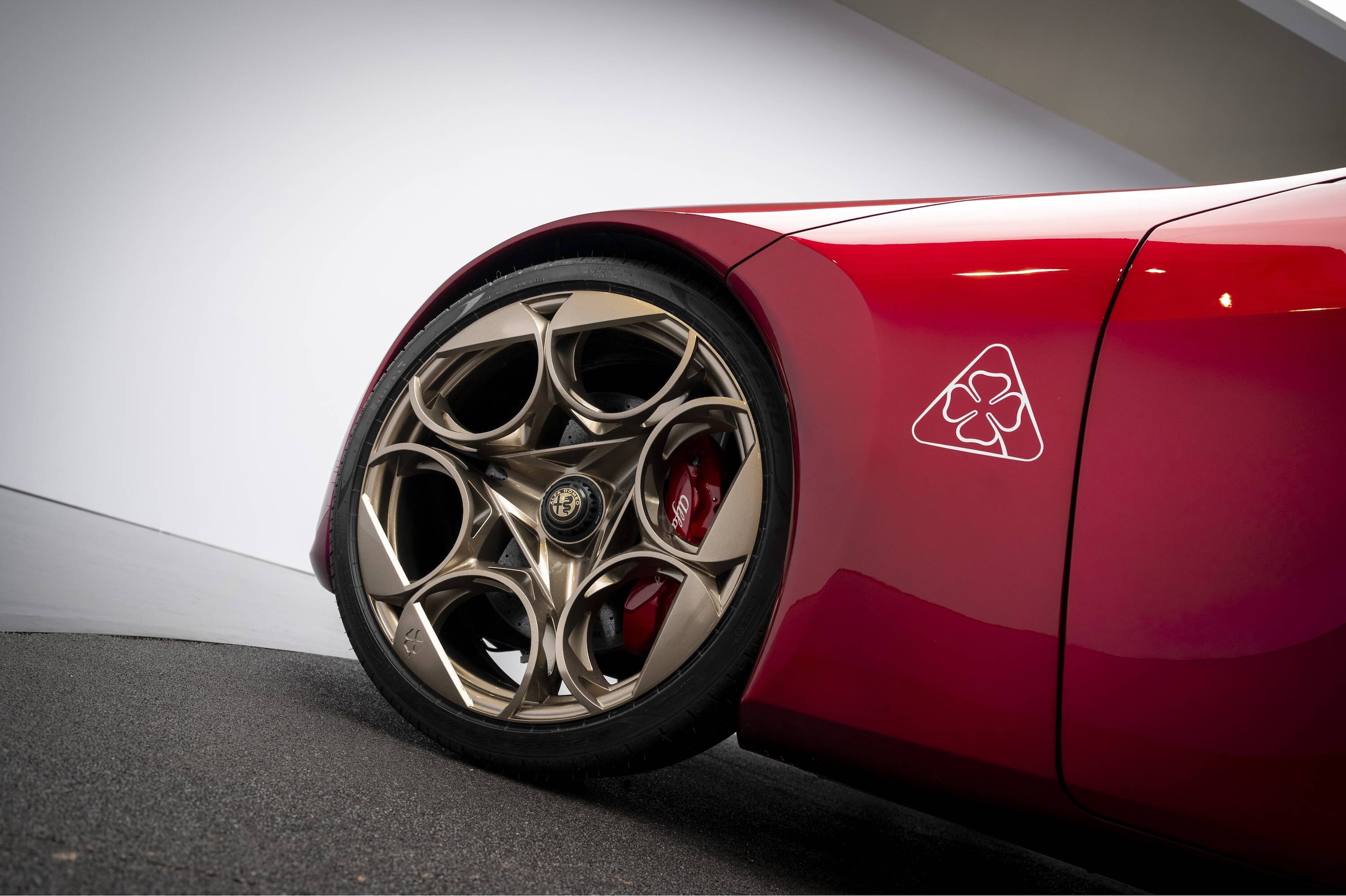 Alfa Romeo Cuorerosso, il Biscione mostra il futuro