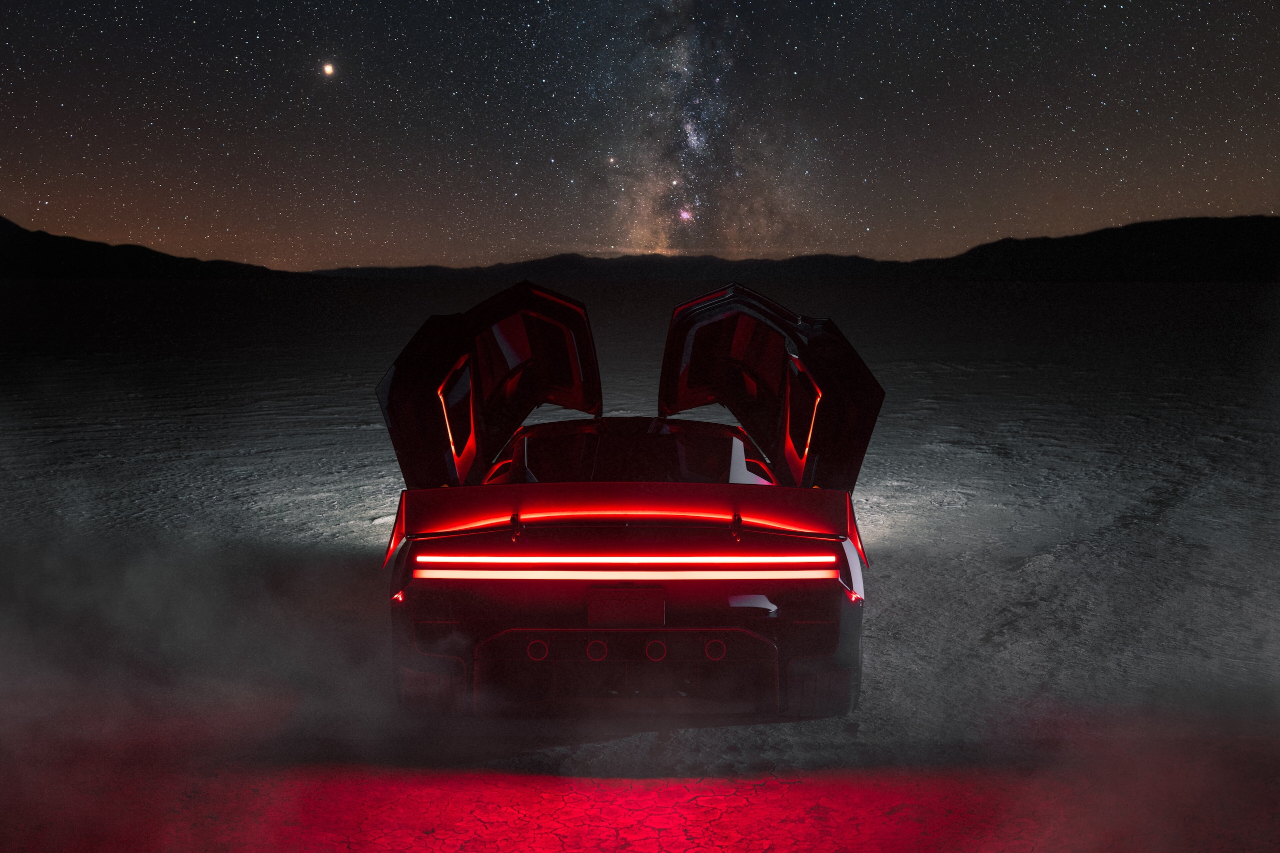Tesla Roadster: prestazioni estreme e microrazzi SpaceX