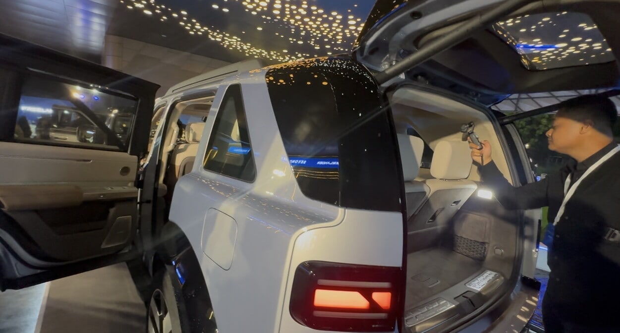 Freelander 8, il ritorno: le foto da Wuhu