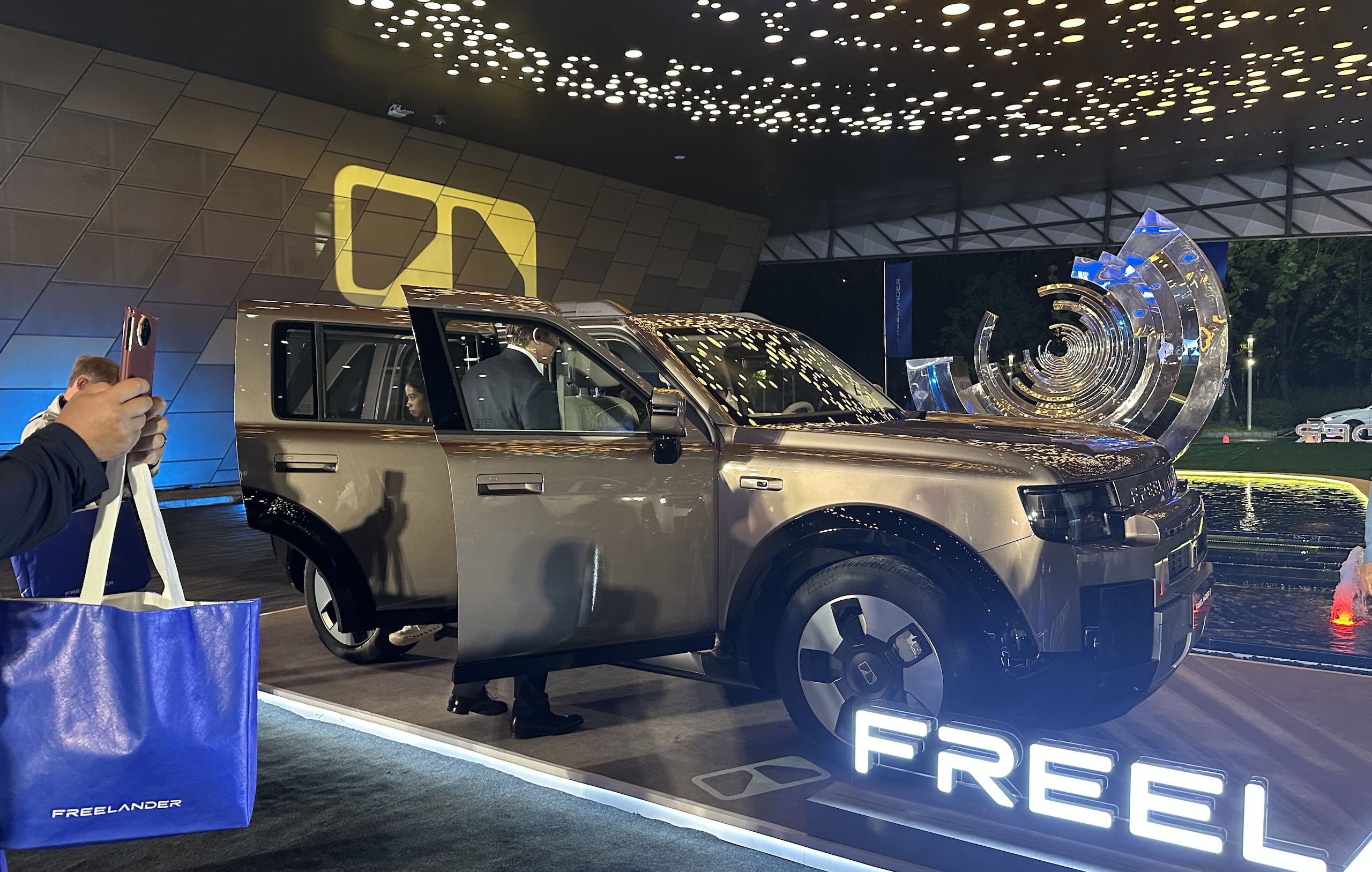 Freelander 8, il ritorno: le foto da Wuhu
