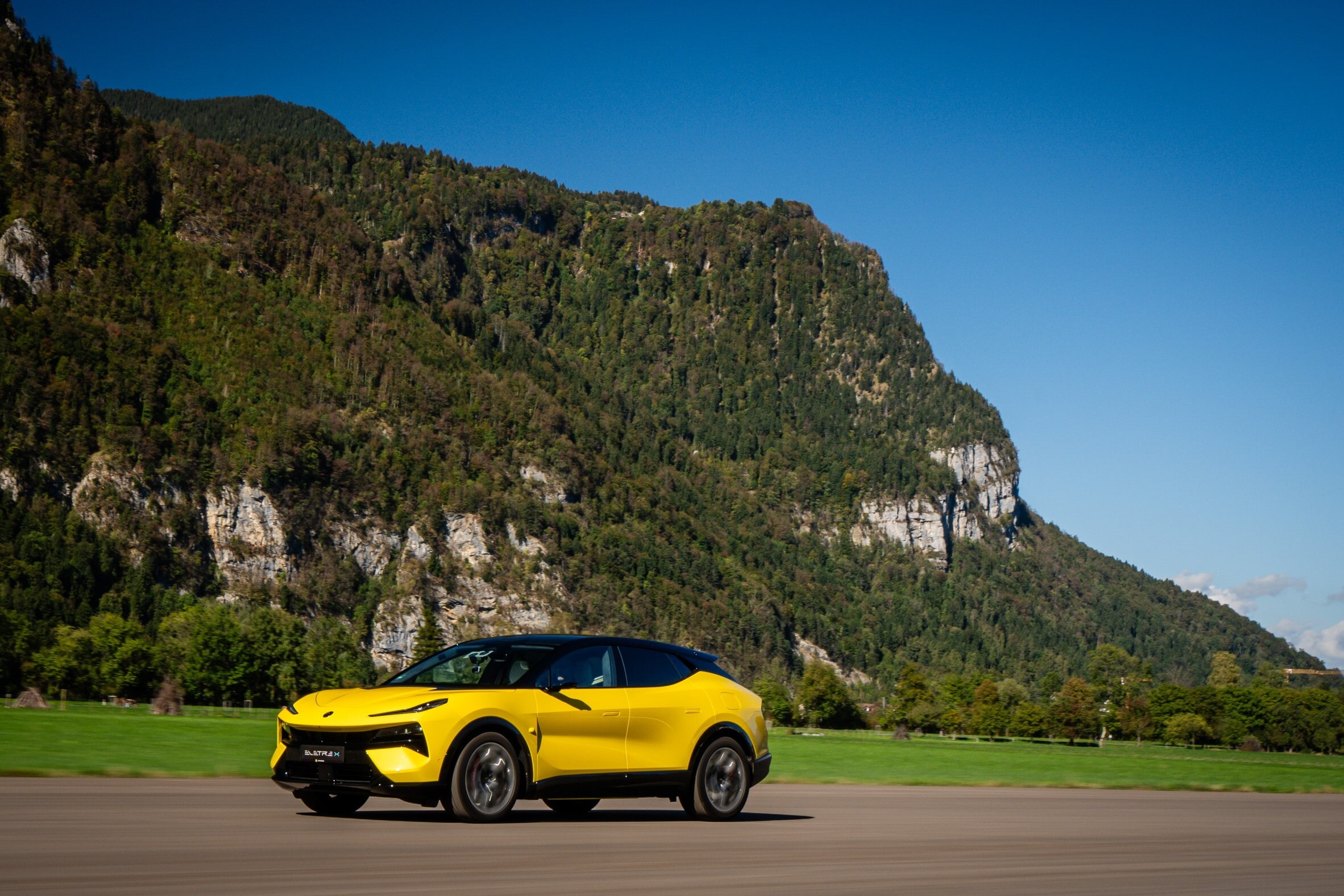 Lotus Eletre X, scocca la scintilla
