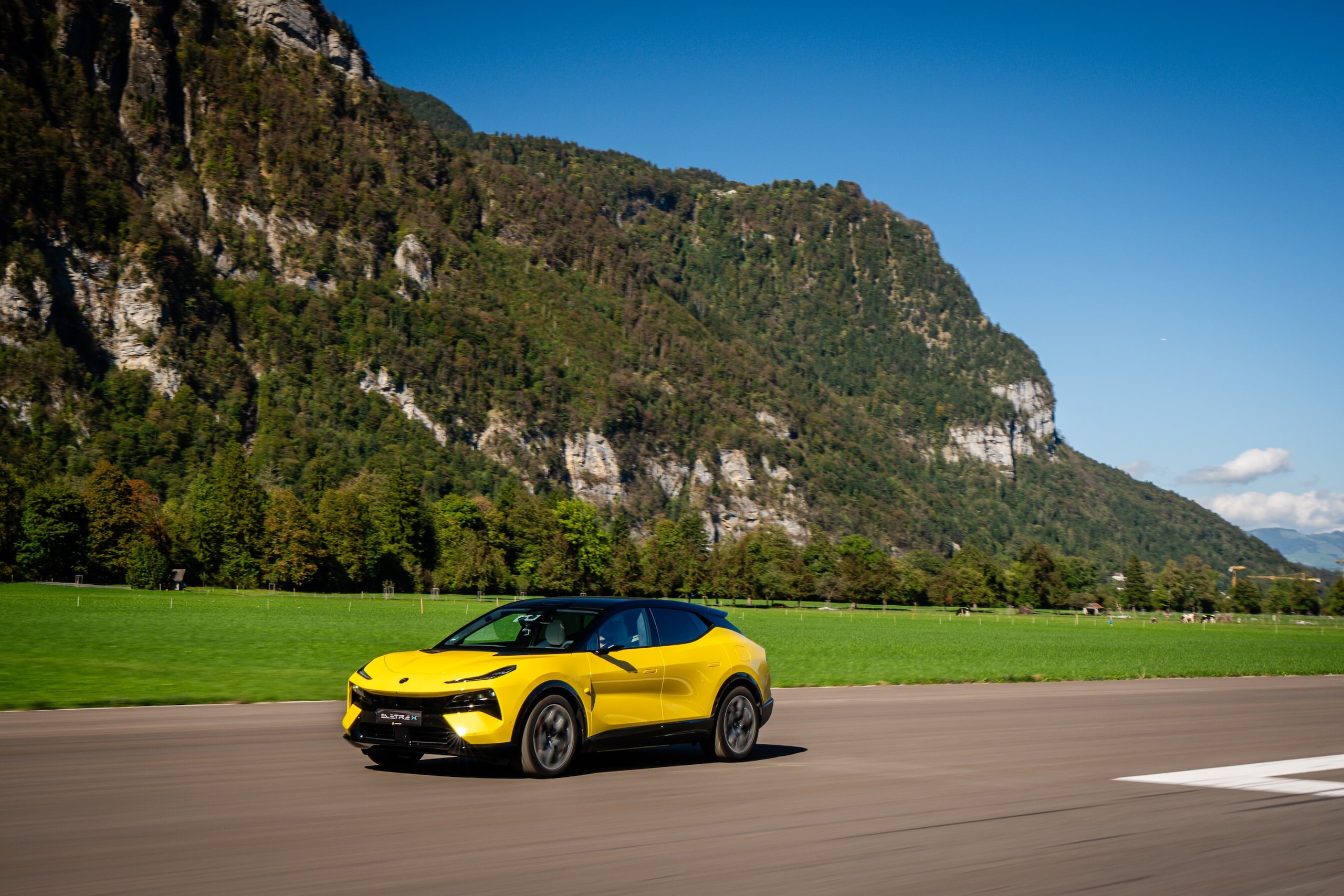 Lotus Eletre X, scocca la scintilla