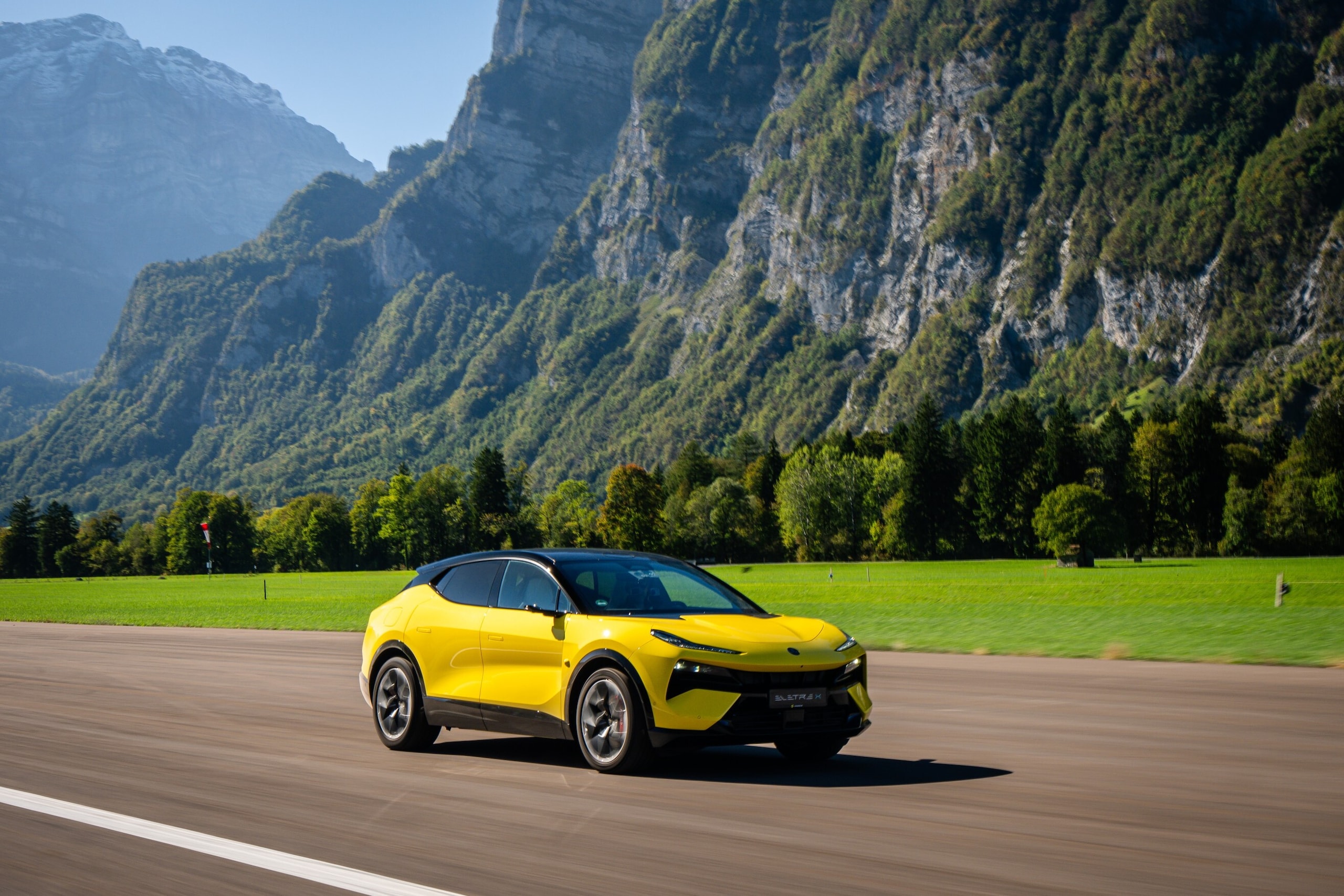 Lotus Eletre X, scocca la scintilla