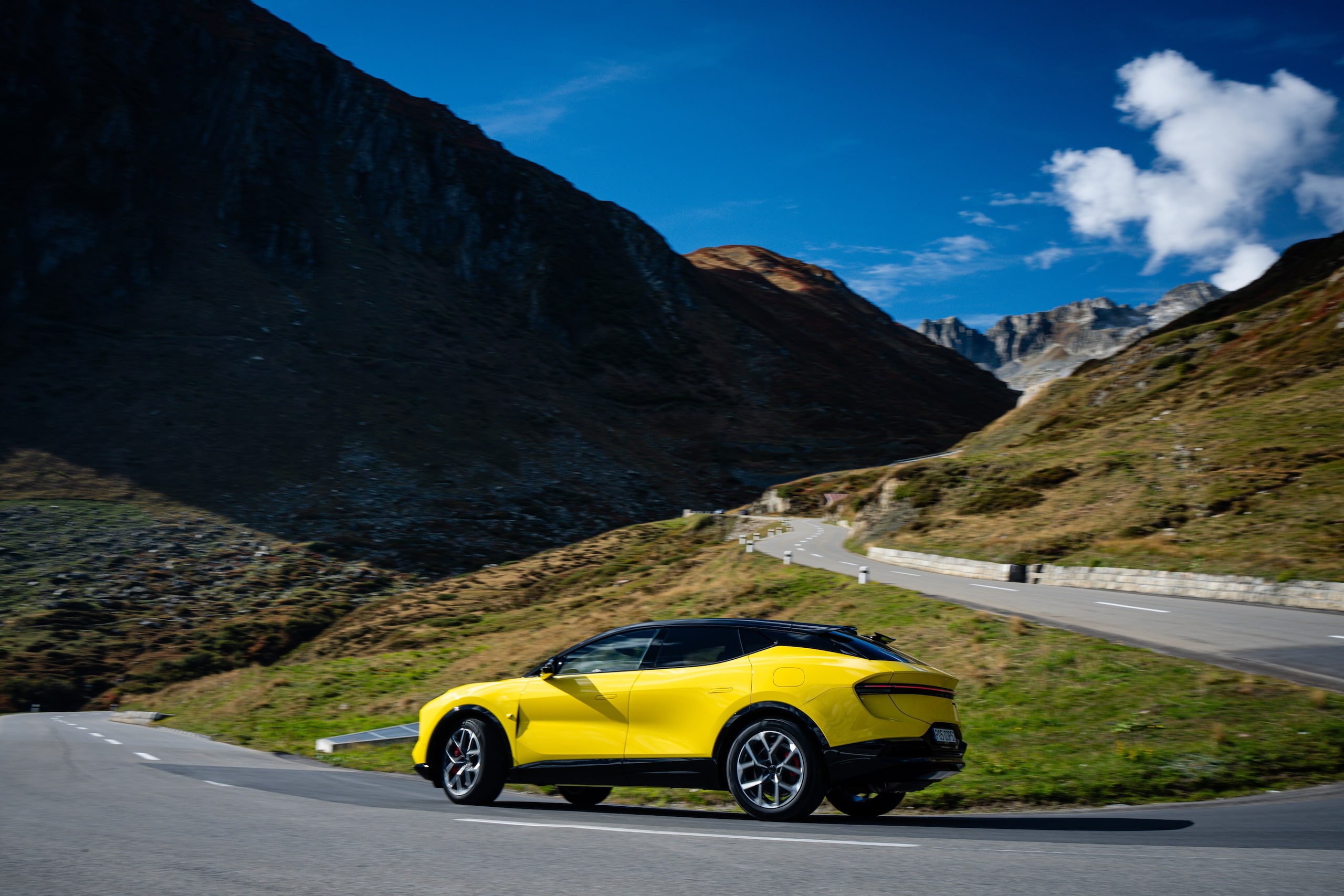Lotus Eletre X, scocca la scintilla