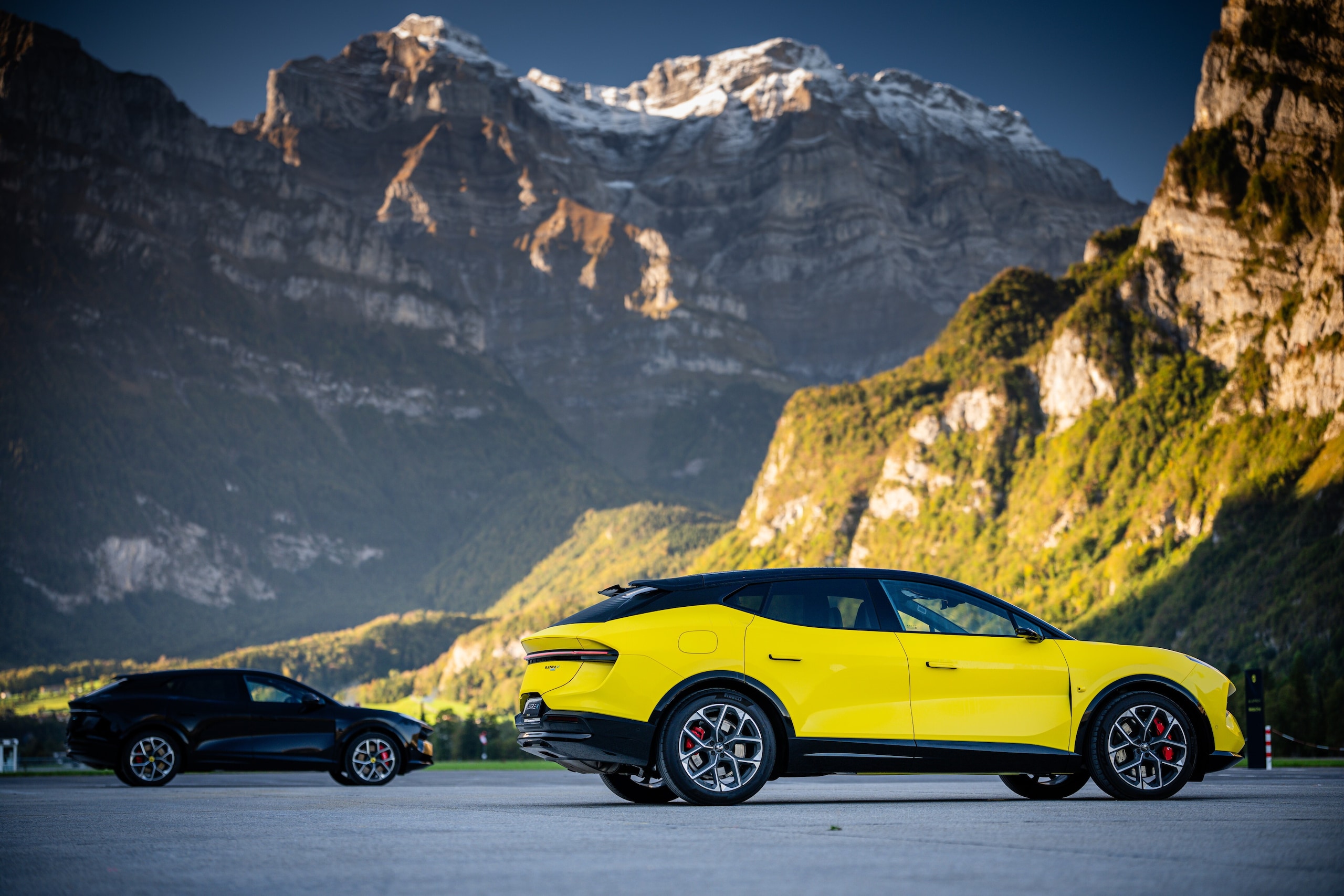 Lotus Eletre X, scocca la scintilla