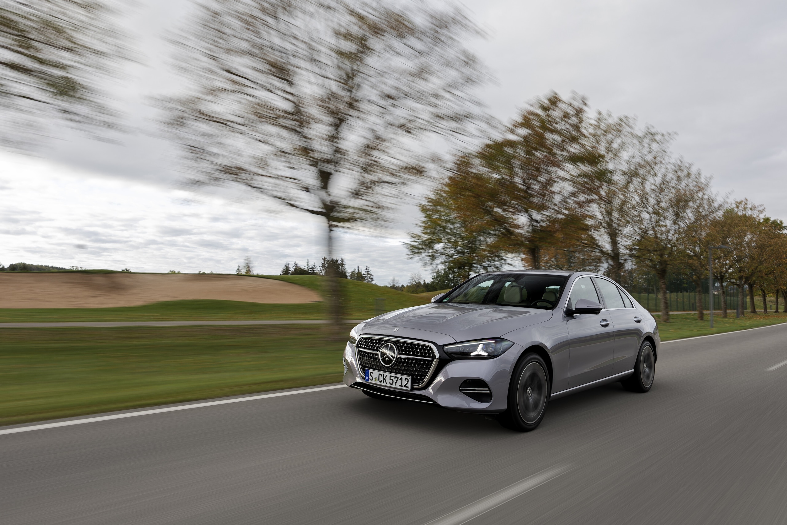 Mercedes-Benz Classe C 2026, nuovo vestito e tanta sostanza