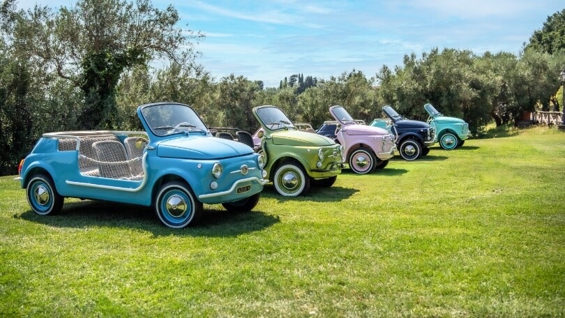 Fiat 500 Jolly Icon-e, 5 nuovi colori per un'estate italiana molto vintage  | Auto.it