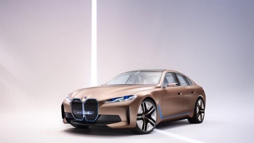 BMW i4 Concept, l'auto elettrica secondo la Doppia Elica