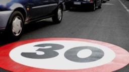 Limite di 30 all'ora in città, è la giusta soluzione?