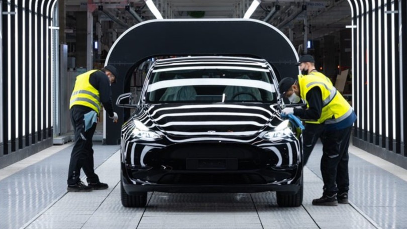 Tesla Model 2, dal 2026 una produzione i 4 milioni l'anno