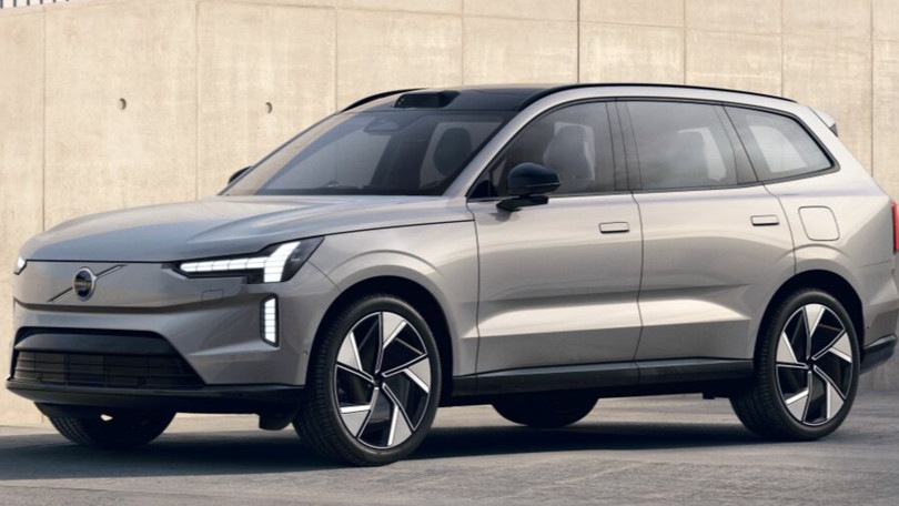 Volvo EX90, ecco come è fatto il SUV elettrico svedese