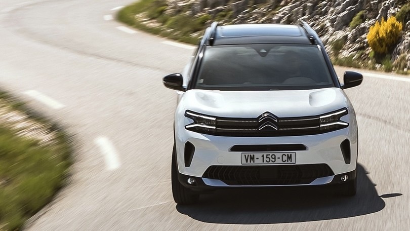 Citroen C5 Aircross Hybrid 136, i prezzi e gli allestimenti in Italia