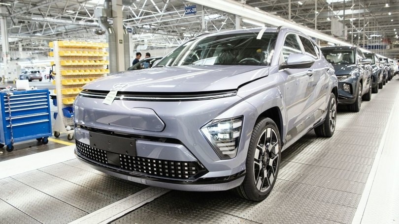 Hyundai Kona elettrica, parte la produzione in Europa