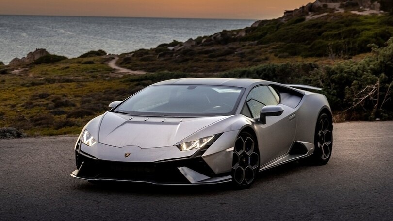 Nuova Lamborghini Huracan ibrida plug-in, tutto un altro stile