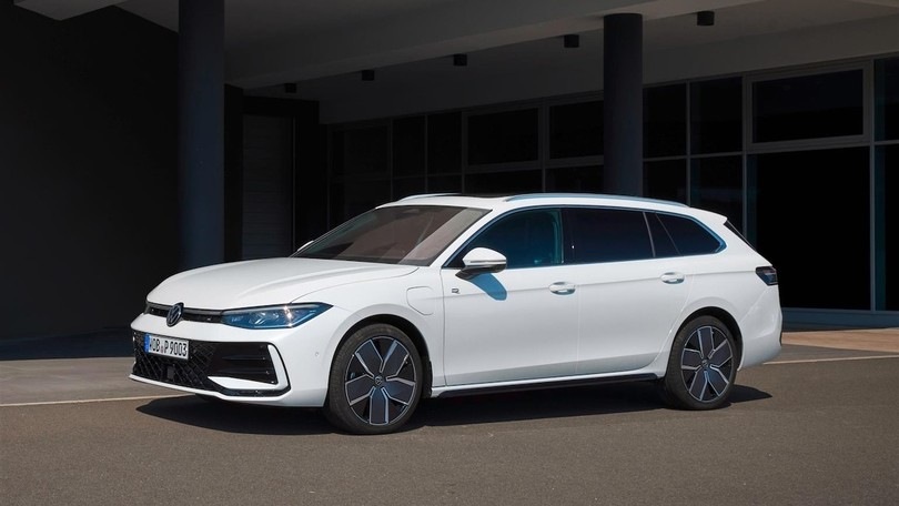Nuova Volkswagen Passat Variant, i prezzi e gli allestimenti in Italia