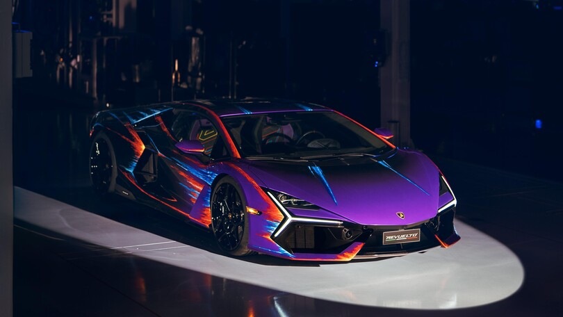 Lamborghini Revuelto Opera Unica (e opera d'arte a Miami)