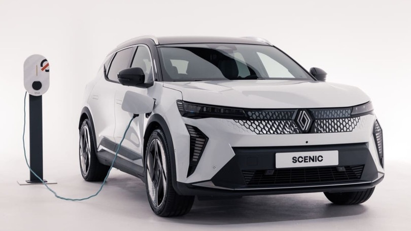 Renault Scenic E-Tech Electric è ordinabile, i prezzi