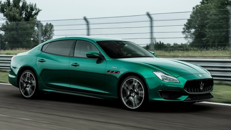 Maserati, Quattroporte elettrica si farà ma subisce il rinvio