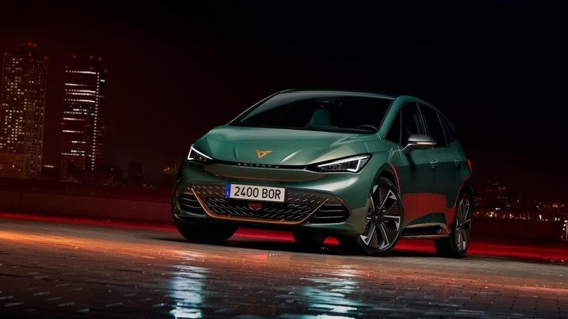Cupra Born VZ, l'elettrica dai numeri sportivi