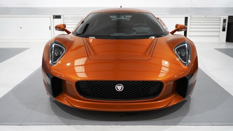 Jaguar C-X75, da concept 007 a stradale grazie a Callum Design