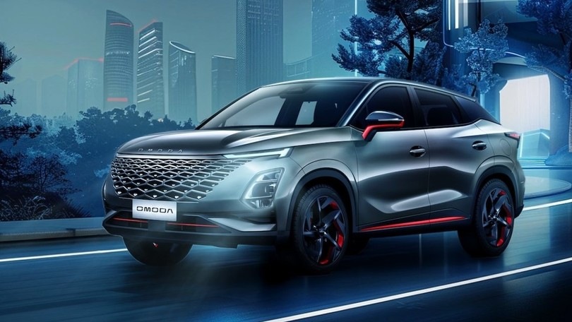 Omoda 5 benzina, i prezzi e le offerte