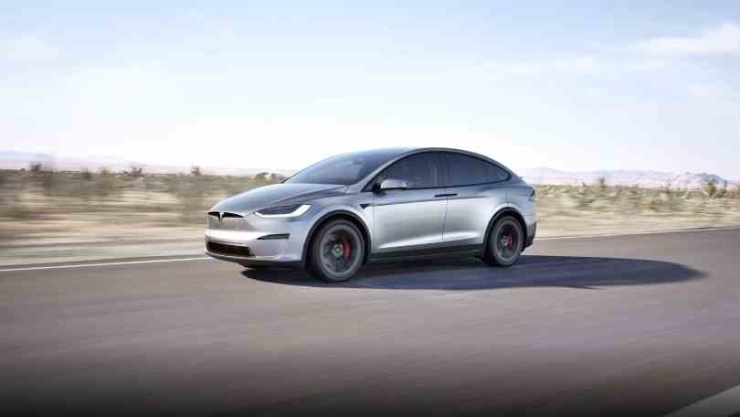 Caos Tesla, richiamati negli Stati Uniti oltre 1,85 milioni di veicoli