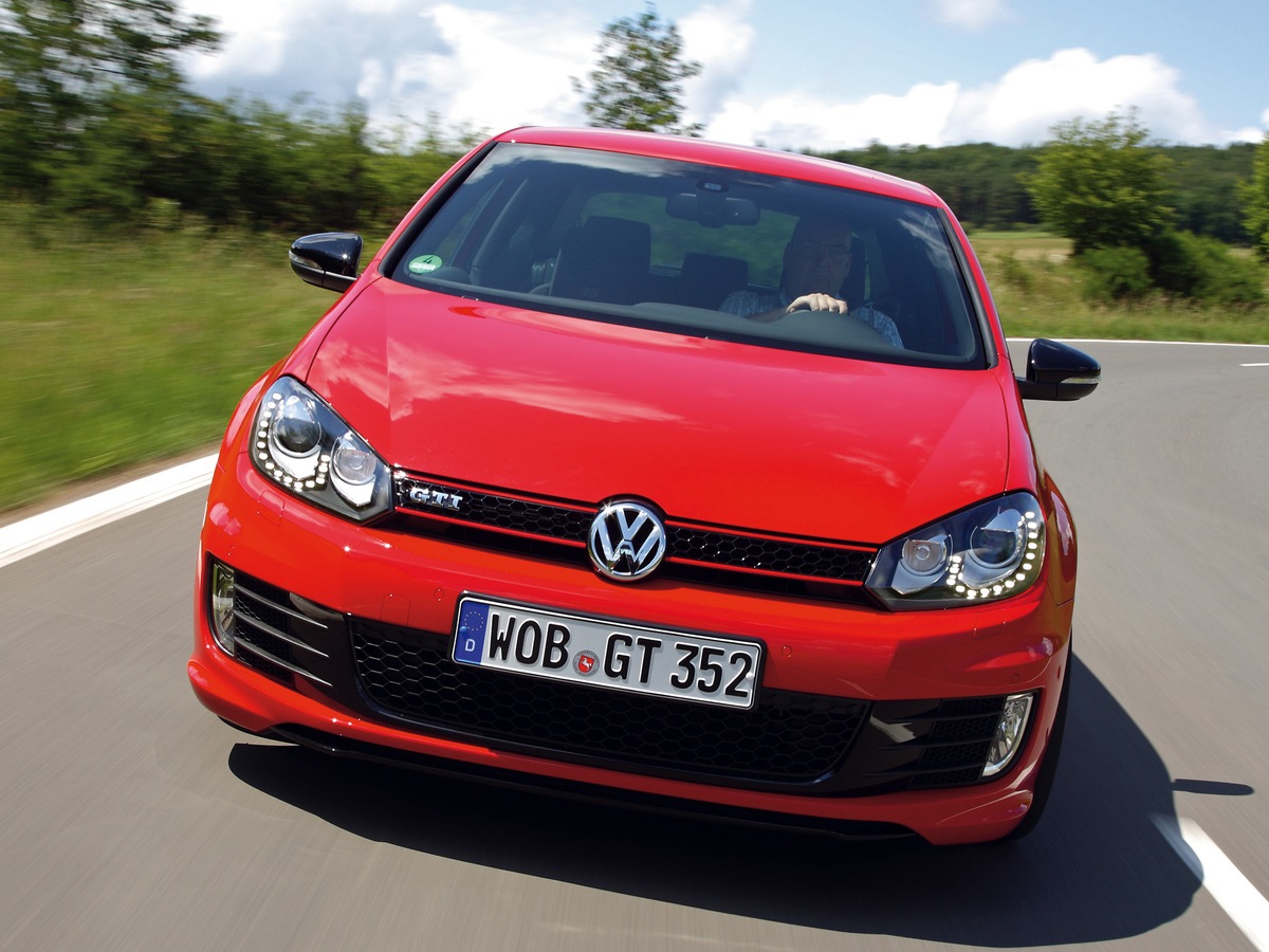 Volkswagen Golf GTI: "Sono io la hot hatch"