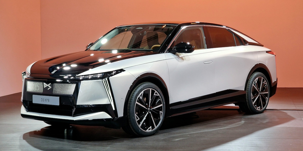 DS N°8, svelata l'elettrica da 750 km di autonomia