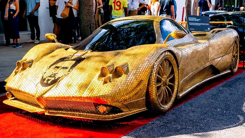 L’incredibile Pagani Zonda realizzata con 100.000 monete