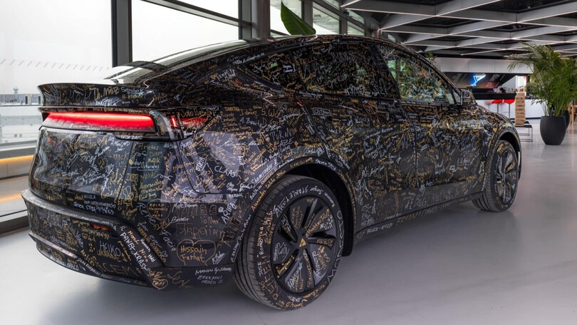 Tesla Model Y 2025, produzione avviata in 4 stabilimenti nel mondo