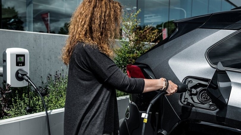 In Europa si apre uno spiraglio per le auto ibride dopo il 2035