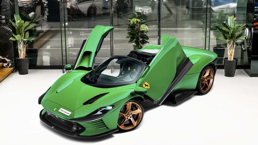 Ferrari Daytona SP3, è unica quella firmata da Leclerc e Sainz