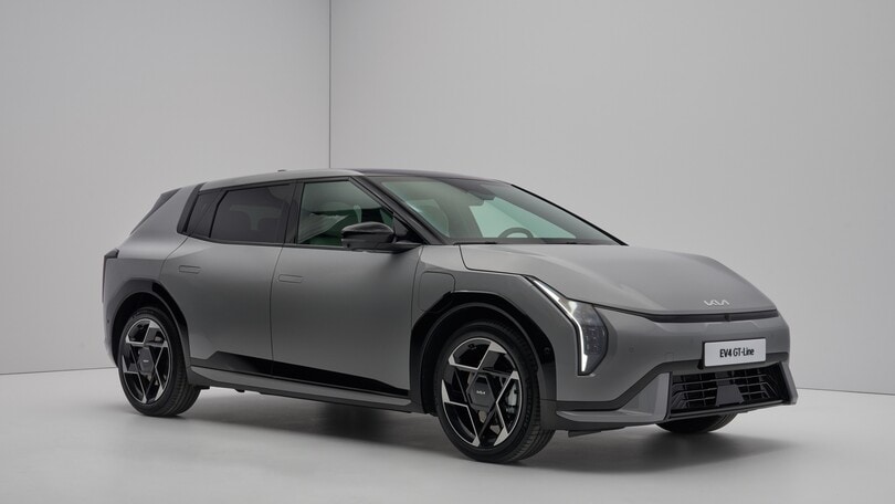 Nuova Kia EV4, il rilancio dell'offensiva elettrica