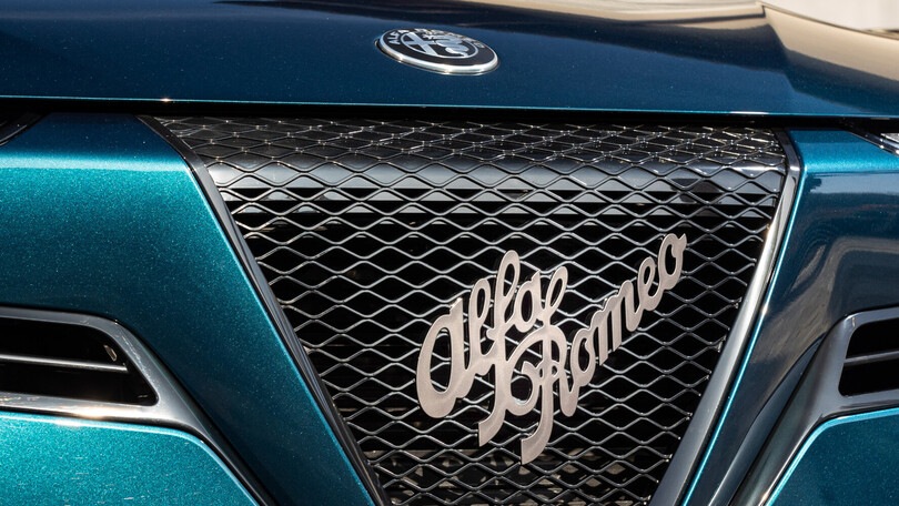 La nuove Alfa Romeo Quadrifoglio col V6 benzina