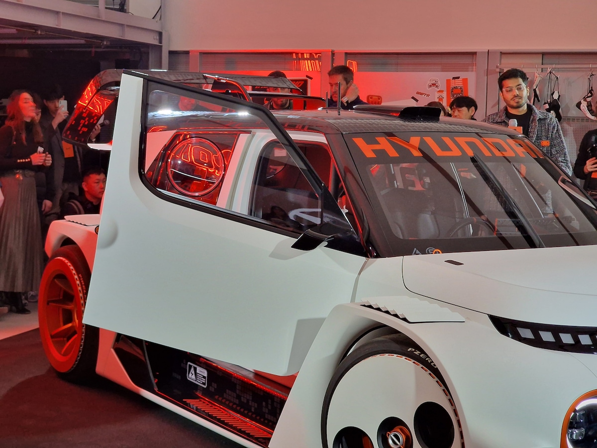 La Hyundai INSTEROID vista da vicino a Seul