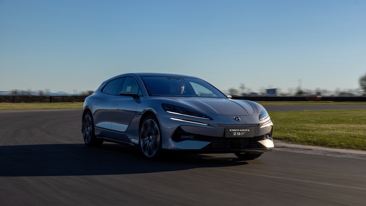 Denza Z9GT, la cinese di lusso e hig-tech da 870 cavalli